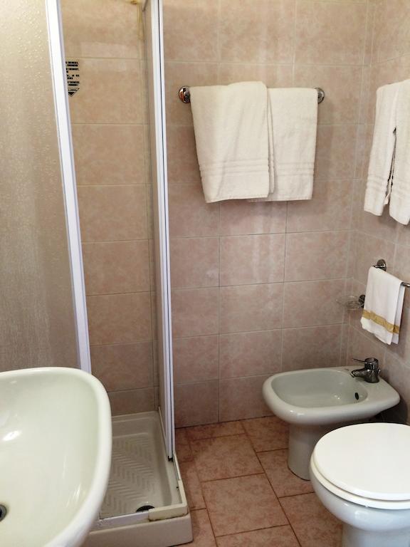 Hotel Eden San Remo Habitación foto